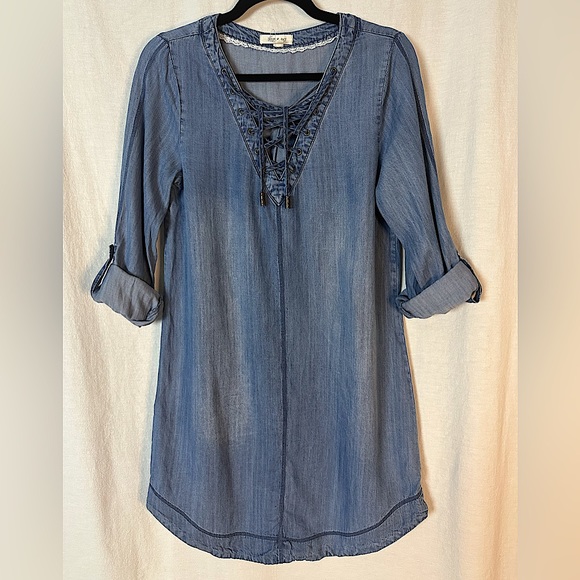 Taylor & Sage Dresses & Skirts - Chambray LYOCELL mini shirt dress with pleated back and rolled sleeves US S